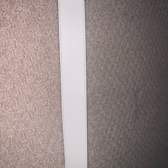 Brand new, never worn authentic Gucci belt main image 7